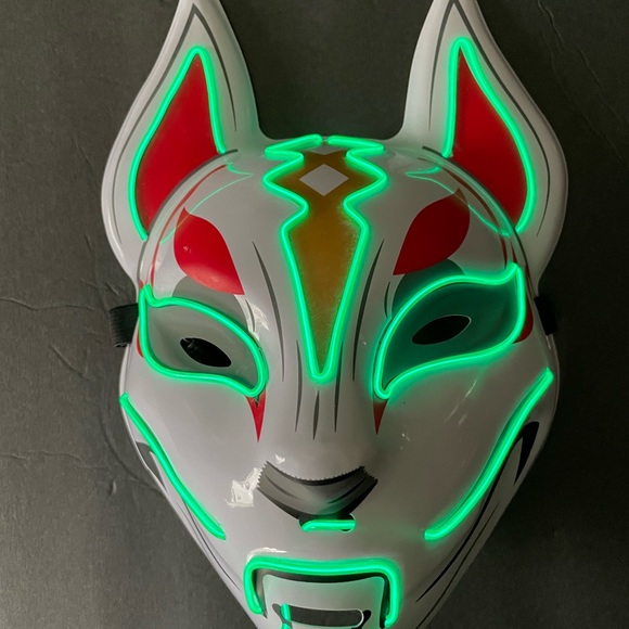 Fox Drift Skin Mask - Picture 8 of 9